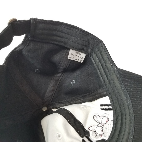 Disney Minnie Mouse Love Hat - Picture 6 of 7